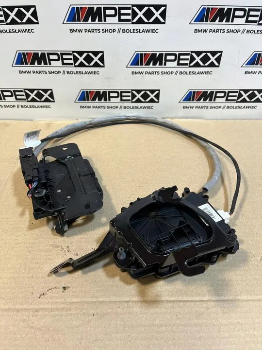 BMW 4 F36 Grand Coupe 428i Bagagelås Set 7269544 image 2