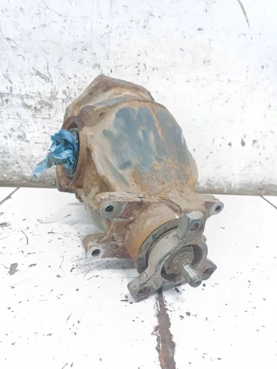 Diferencial Trasero Mercedes-Benz OEM A2303511108 image 2