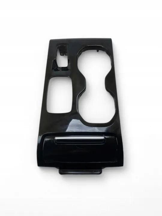 Volvo XC40 middenconsole asbak OEM 31469013 image 6