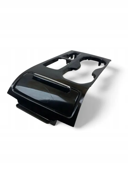 Volvo XC40 middenconsole asbak OEM 31469013 image 8