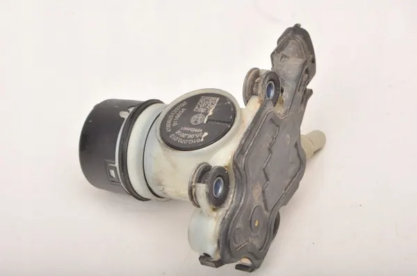 Pompe AdBlue Land Rover OEM F01C070013 - Occasion image 2