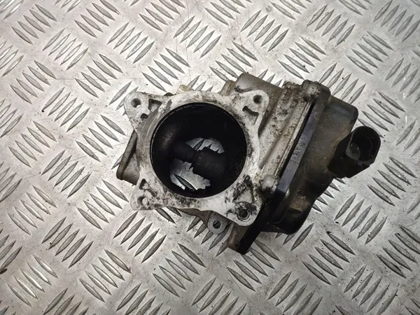 Volkswagen Crafter 2013 EGR Venttiili 03L131501R image 5