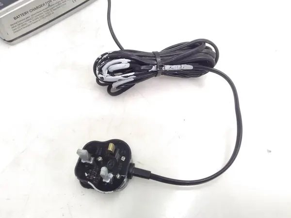 Acculader voor Bentley Continental image 3