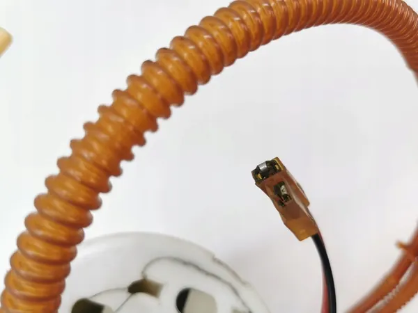 Brandstofpomp Audi Q7 4L 2007 in tank OEM 7L8919087B image 4