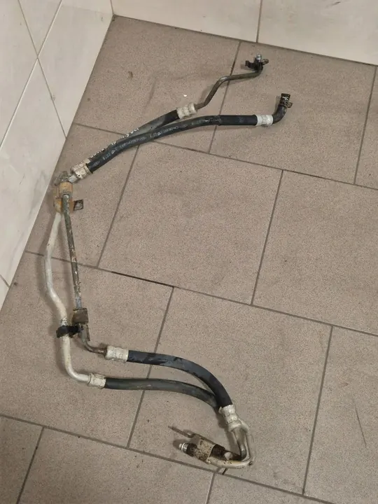 Dacia Duster 15-17 A/C Hose image 2