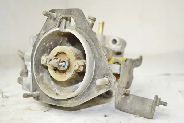 Renault Vergaser OEM 1825 7700732234 Gebraucht image 2