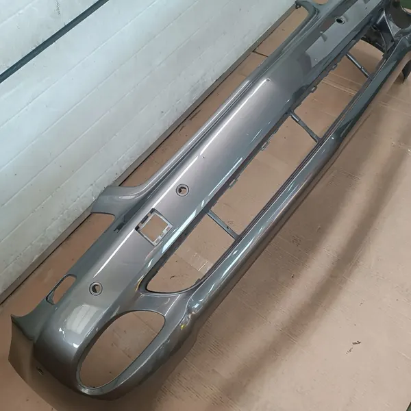 Voorkant Bumper Mercedes CLS W219 image 4