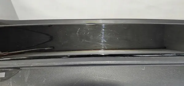 Paraurti posteriore Tesla Model Y image 10
