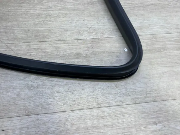 Piezas de puerta Porsche OEM 971867321 - Panamera 971 image 4