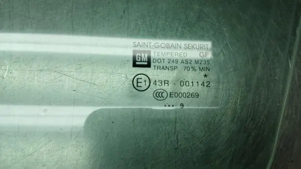 OEM VOLVOMAR-140991 Voorlinker Deurruit Opel Corsa D image 3