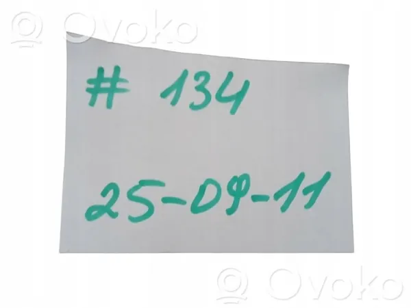 Cupra Formentor vätskebehållare OEM 5Q0121809A image 6