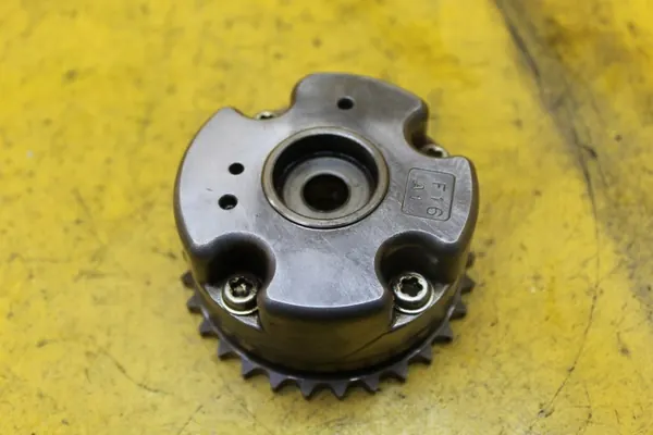 OEM 06E109083L Variabel Kamaxelregulator Höger Insug image 2