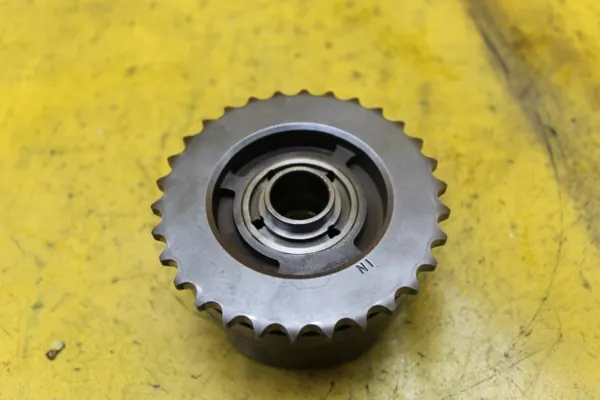 OEM 06E109083L Variabel Kamaxelregulator Höger Insug image 3