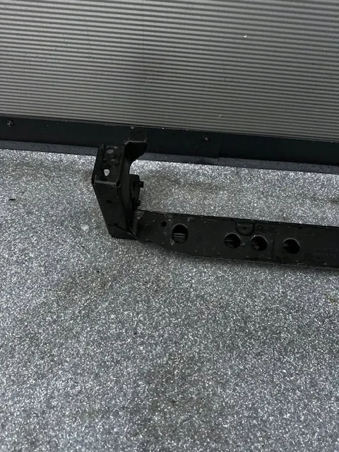 Suporte de radiador Ford OE DV41-S110L76AB image 3