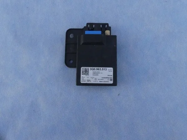 Webasto Controller Audi VW Skoda 3Q0963513 image 1