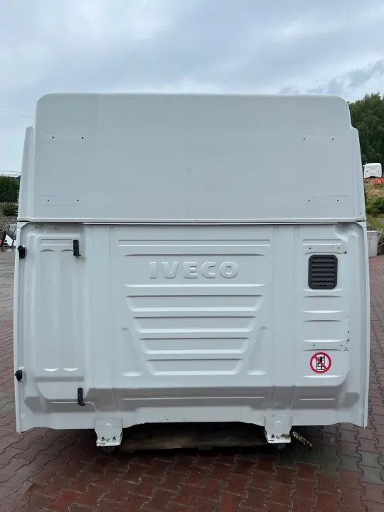 Paljas ohjaamokehys Iveco OE Stralis HI-WAY:lle image 6