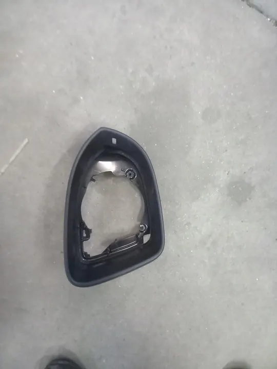 VW ID3 Oikea lämmitetty peiliinsert 5H0857522D image 4