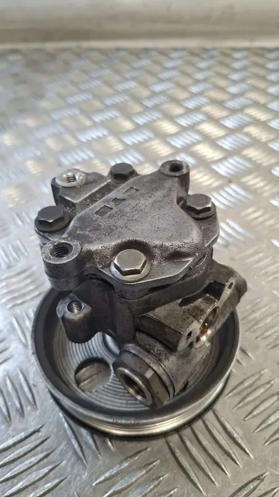 Bomba da direção assistida VW Polo IV 1.4 OEM 069145255 image 5