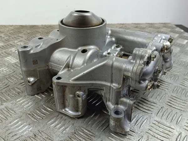 Pompe à huile Honda CR-V OEM SV291133 - Occasion image 3