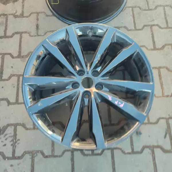 Jaguar F-Pace Vante OEM HK8M1007GA - Käytetty image 7