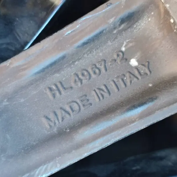 Jaguar F-Pace Vante OEM HK8M1007GA - Käytetty image 9