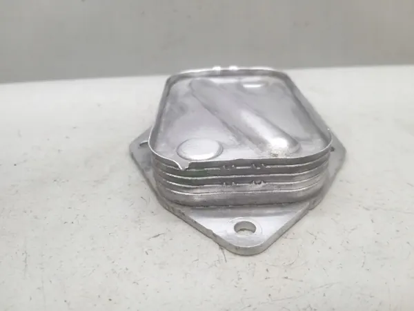 Refroidisseur d'huile OEM 70366452 pour 0.9 TwinAir Fiat 500 image 5