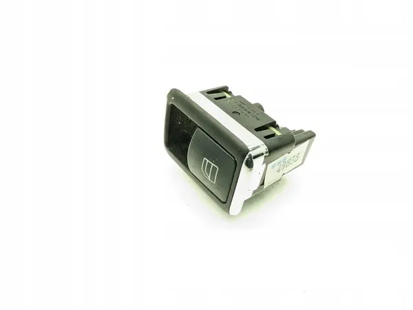 Mercedes-Benz C-Class Raamschakelaar 2010 A2048707358 image 2