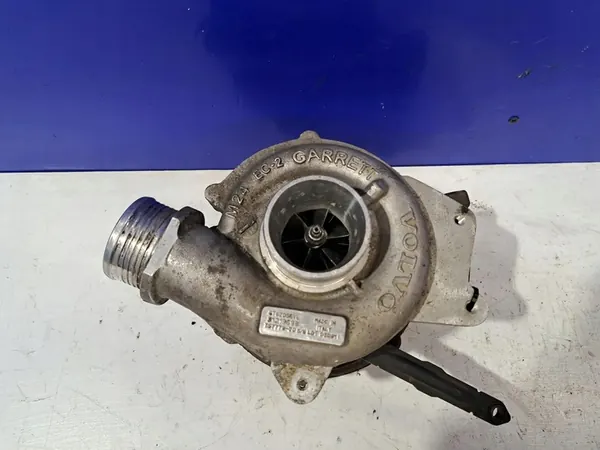Turbine VOLVO XC90 I 2.4L diesel 2006 image 2