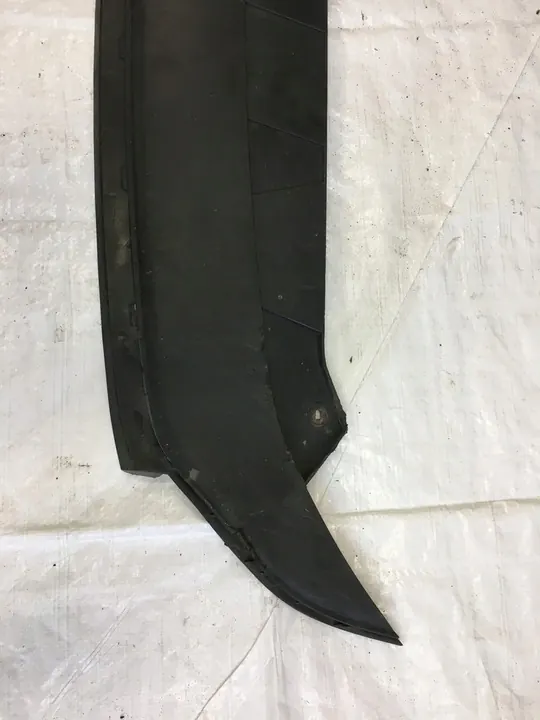 VOLKSWAGEN PASSAT B7 Etupuskuri Spoileri 3AA805903 image 2