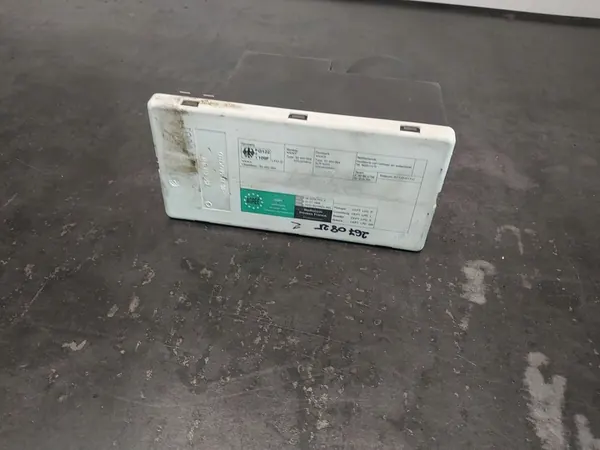 Centrallås Pump Audi A3 A6 A4 OEM 8L0862257 image 2