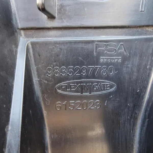 OEM 9835297780 Renfort Supérieur Pare-chocs Avant image 4