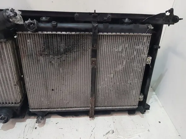 Komplett kylare Peugeot 307 1.6HDI EUR 1330F4 image 10