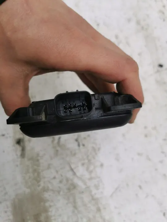 Mazda OE Toter-Winkel-Sensor rechte Seite - Gebraucht image 3