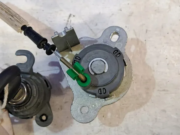 Interruptor de ignição SAAB 9-3 CABRIO 2.0L 2007 12787976 image 5