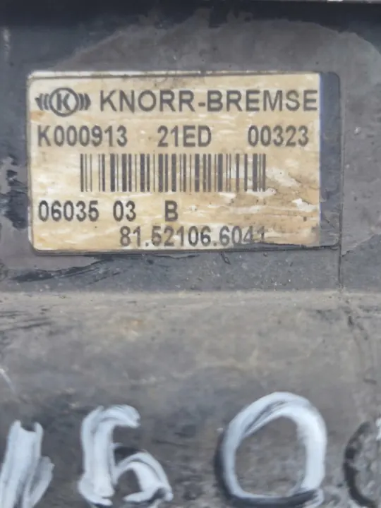 Soupape EBS OEM 81521066047 pour MAN TGA - Occasion image 3