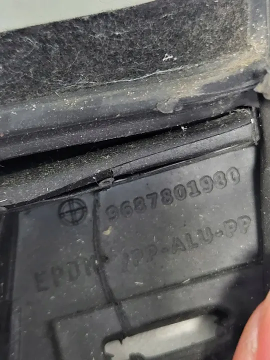 Dörrtätning OEM 9687801980 Höger Fram Citroen DS5 image 5