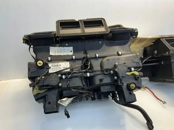 Värmekärna OEM 2118300160 för Mercedes E-klass W211 image 4