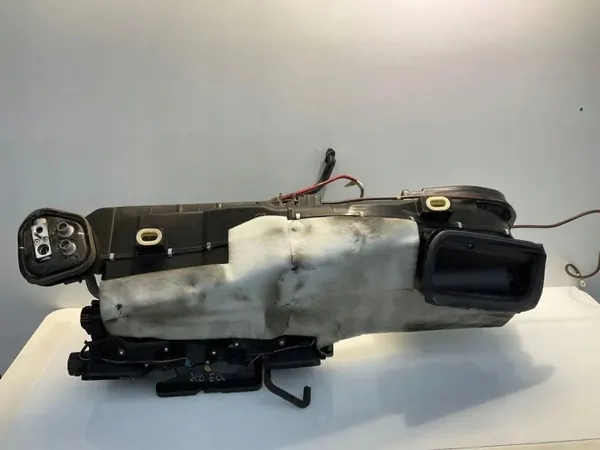 Värmekärna OEM 2118300160 för Mercedes E-klass W211 image 7