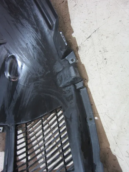 BMW 7 F01 F02 Pare-boue Avant Droit OEM 51717185164 image 3