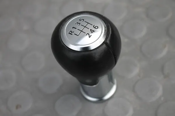 Pomo de mudanças OEM GALKA6BIEGOWCX30 para Mazda CX-30 image 2