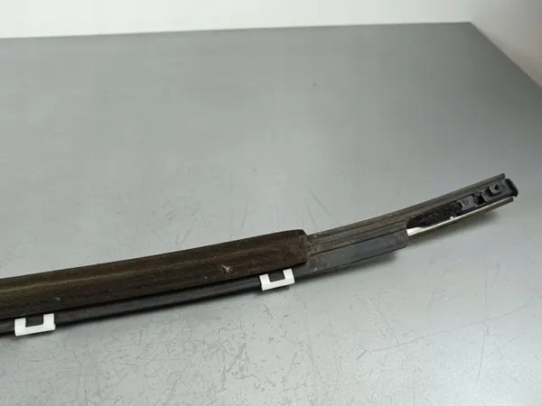 SsangYong Rexton takaikkunan lista OEM FOB42291 image 8