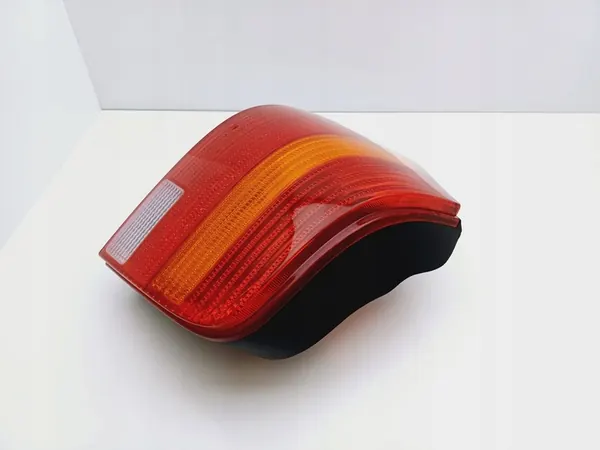 Vänster baklampa för Golf IV 5D HB image 3