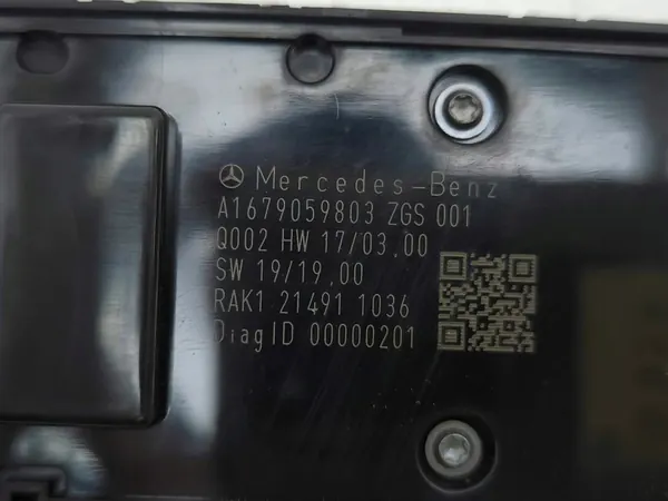 Mercedes-Benz EQA 2022 Rechter Voorraam Schakelaar image 9