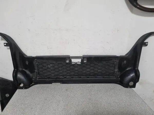 Kit de flancs de coffre BMW Série 7 E38 OEM 8157849 image 2