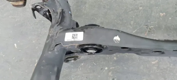 Audi SQ5 Hinterachsschwinge OEM 80A505235S image 3