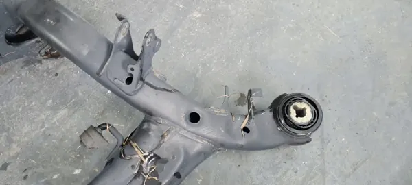 Audi SQ5 Hinterachsschwinge OEM 80A505235S image 8