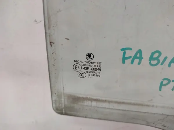 Skoda Fabia II Rechte Heckfenster OEM RTEKO PAW1026 image 3