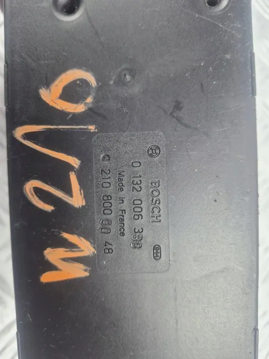 Mercedes Zentralverriegelungspumpe OEM 2108000048 image 4