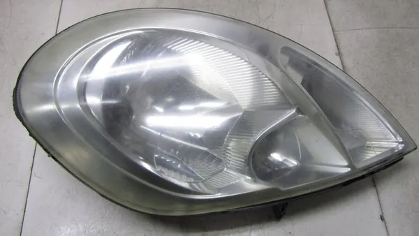 Lámpara Delantera Izquierda Renault Trafic II 06- image 3