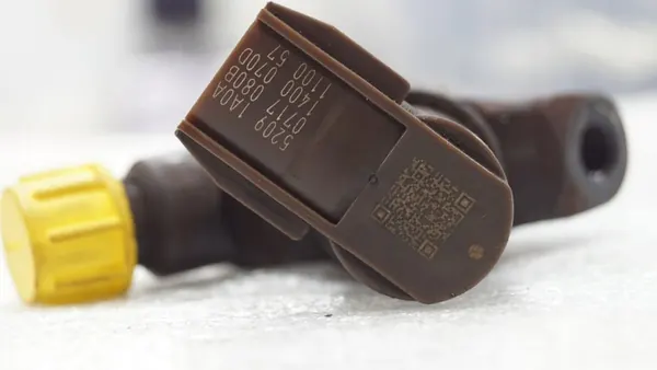 Bränsleinsprutare Toyota Avensis T27 Auris RAV4 IV Verso 2.0 D4D 23670-0R100 image 3